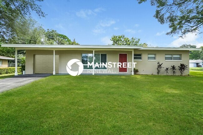 Building Photo - 3 Bedroom Pet-Friendly Home in CLEARWATER, FL with Main Street Renewal