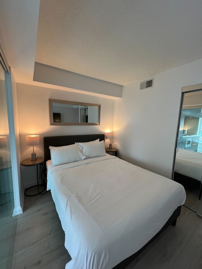 Photo - 150 Bloor St W Unité SI ID1510938P