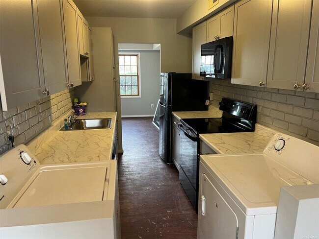 Photo - 156 Hill Rise