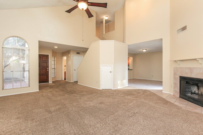 Photo - 19238 N 5th St