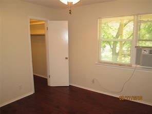 Photo - 2206 W Hickory St