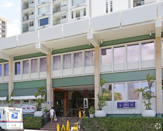 Photo - Pacific Grand