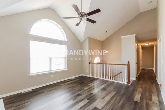 Photo - 1205 Deena St