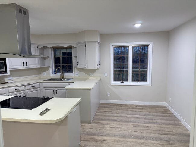 Photo - 5500 Vagabond Ln N