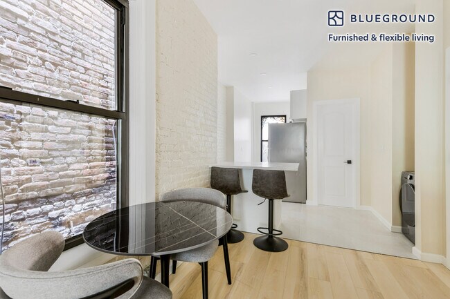 251 W 18th St Unit SI FL3-ID2060