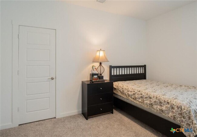 Photo - 14020 Neskar Dr