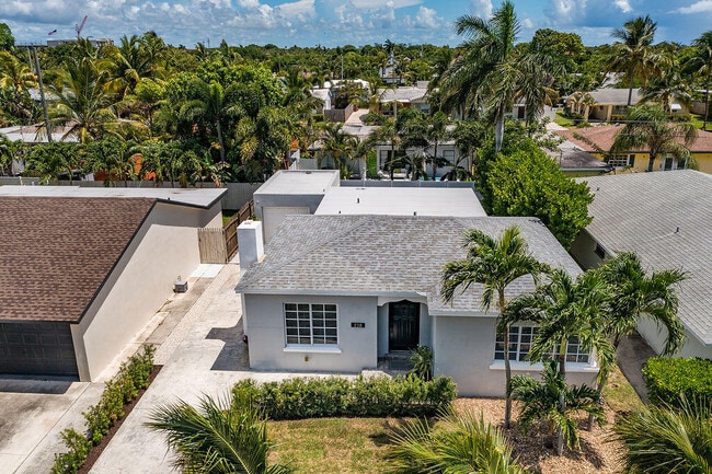 Photo - 228 Wellesley Dr