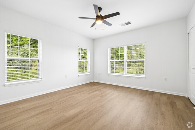 Canton 3BR, 2BA - 1,430SF - Primary Bedroom