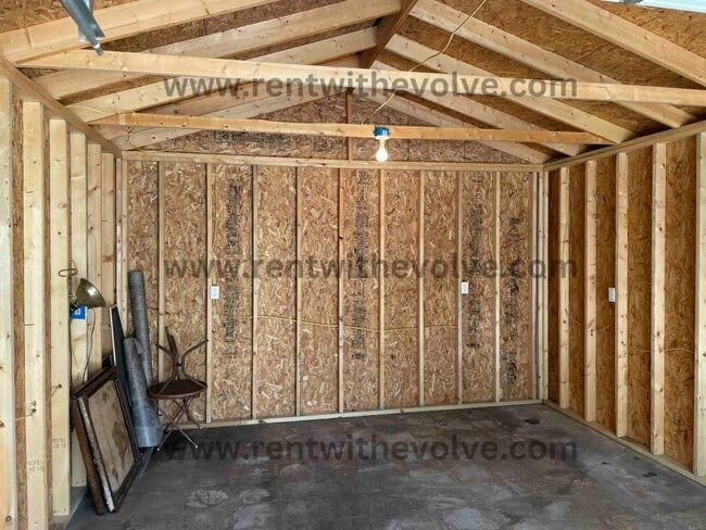 Photo - 1502 Illinois St