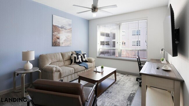 Building Photo - 1001 S Center St