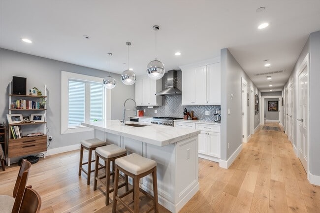 Photo - 510 Dorchester Ave Condo Unit 2R