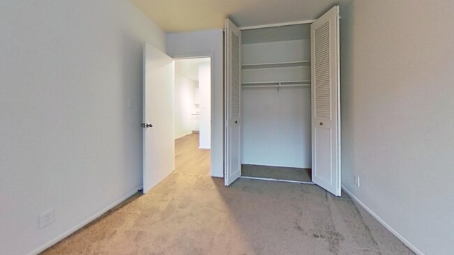 Photo - 2588 N Frederick Ave Unit 104