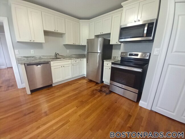 Photo - 100 Bacon St Unit 1