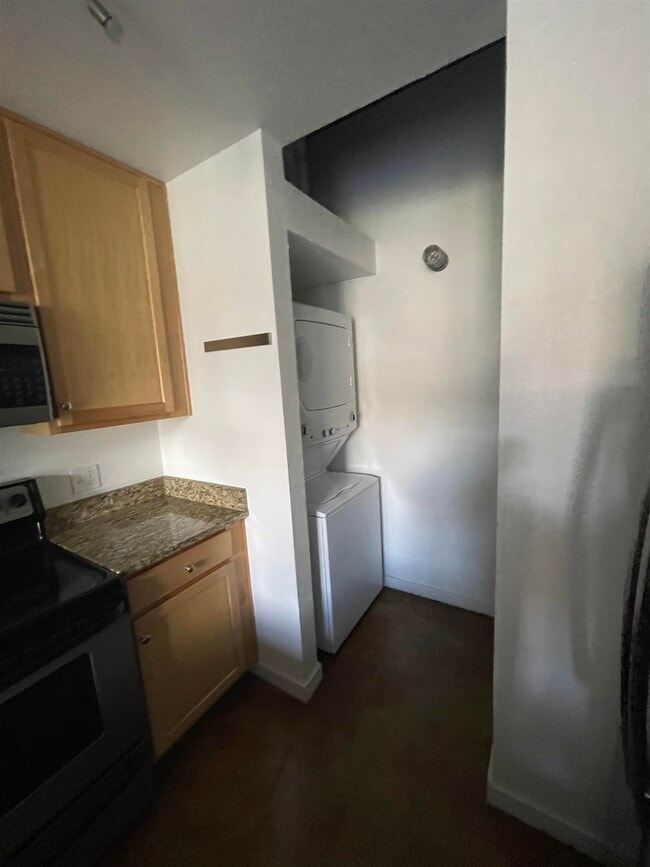Photo - 420 N Adams St Unit 207