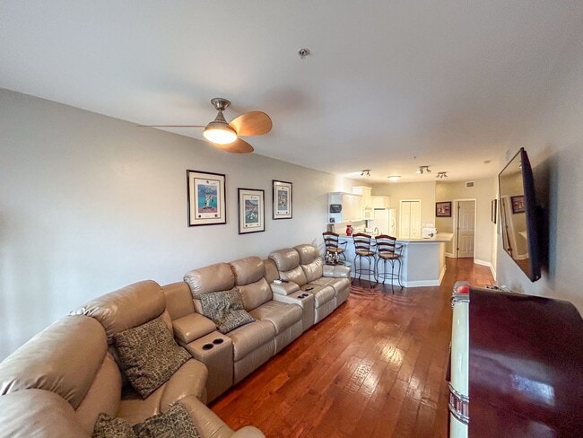 Photo - Union Street Station #324