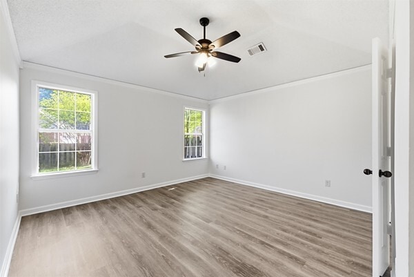 Photo - 10023 Woodland Grove Dr