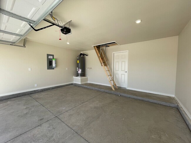 Photo - Brand NEW Construction in Midland, Tx!