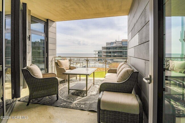 Photo - 30 Melrose Terrace Unit 413