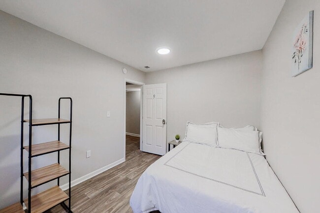 Photo - The Castile | Morrow Home living made easy—just a 3-minute drive to Mt Zion Blvd & E Meyer Dr tra...