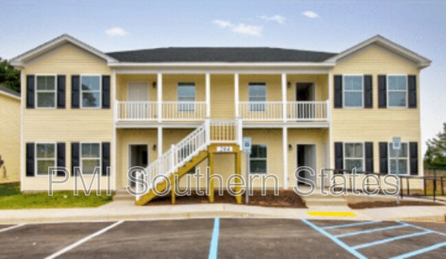 Photo - 208 Walnut Hill Dr Unit B
