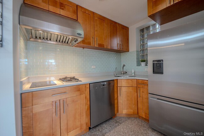 Photo - 41-28 Haight St Unit 5A