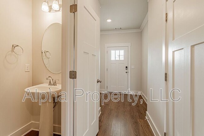 Photo - 32 Mardale Ln