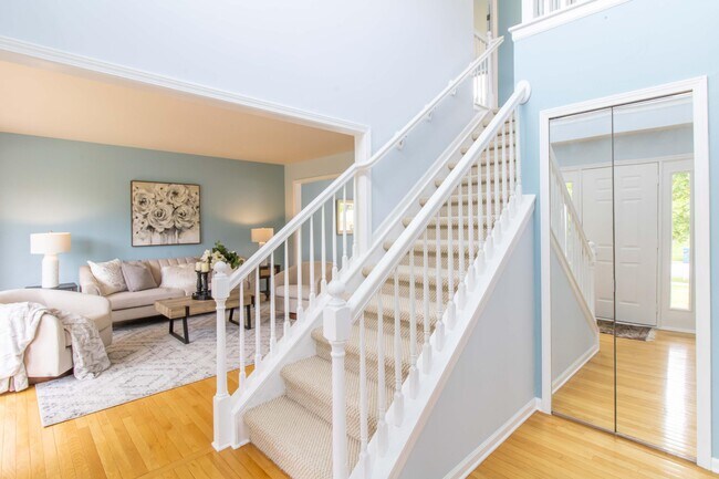 Photo - 2864 Mystic Dr