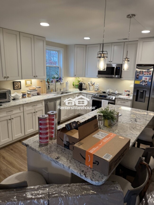 Photo - 930 Riversedge Cir
