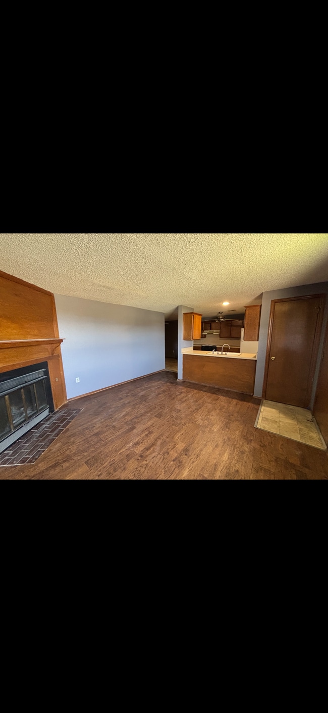 Photo - 2508 NE Dearborn Ave