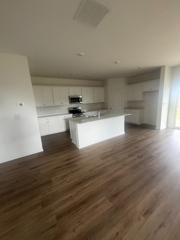 Photo - 133 Rolling Mdw Wy