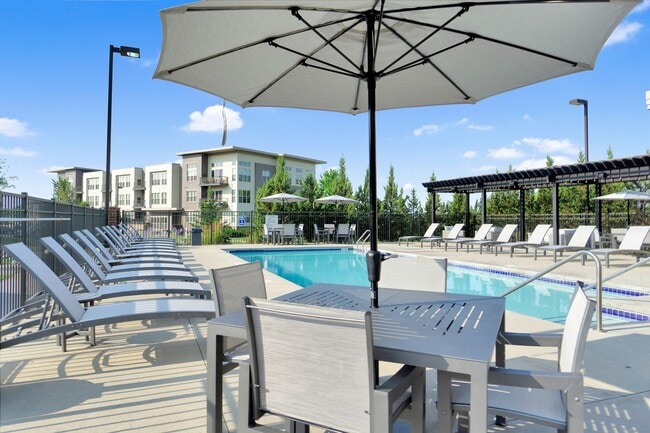 50Twenty Apartments in Madison, Wisconsin. Luxury Studio apartments, 1 bedroom, 1 bedroom + Den, 2 bedroom, and 3 bedroom apartments. - 50Twenty Rental