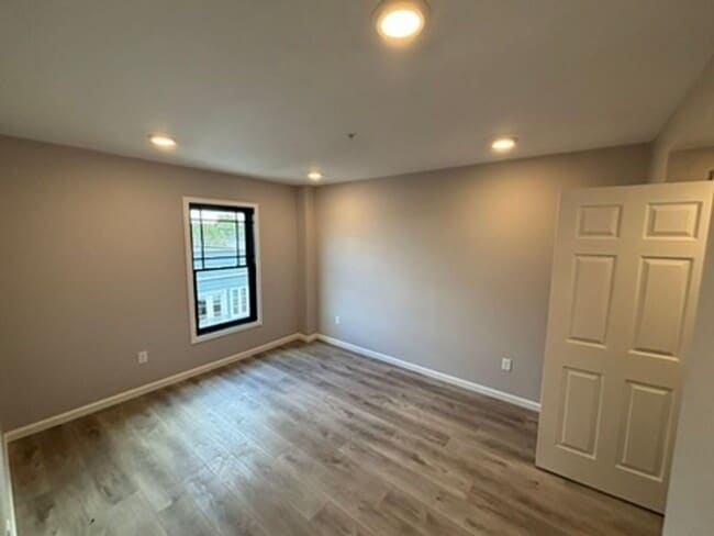 Photo - 235 E Market St Unit 6