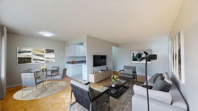 Photo - 2255 Victoria Park Ave