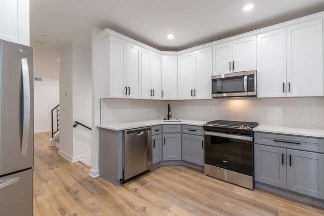 Photo - 1325 Buttonwood St Apartments Unit 1