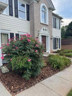 Photo - 1936 Abinger Way