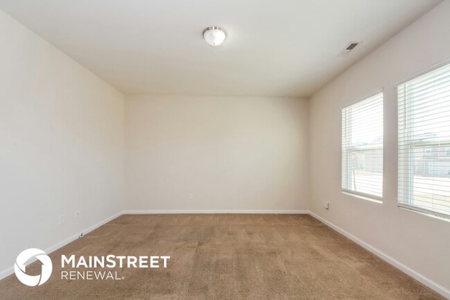 Photo - 201 Quincy Meadow Ave