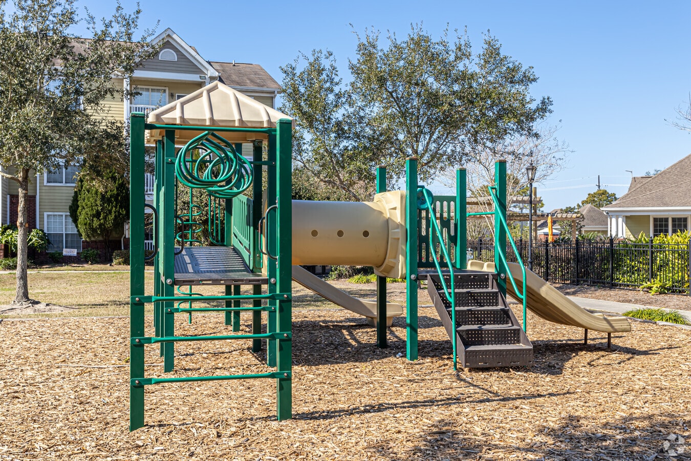 Houma Highlands - Houma Highlands