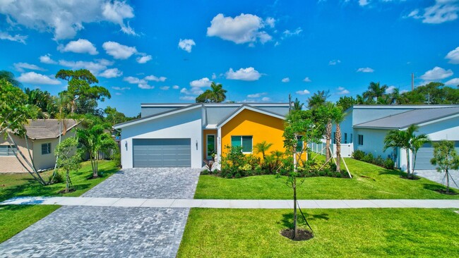 Single Family Home in Boca Raton - Single Family Home in Boca Raton