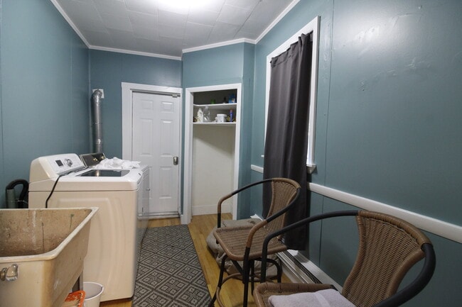 Photo - 196 Dorchester St