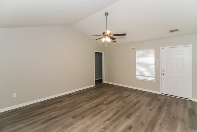 Photo - 10734 Ridgefield Dr