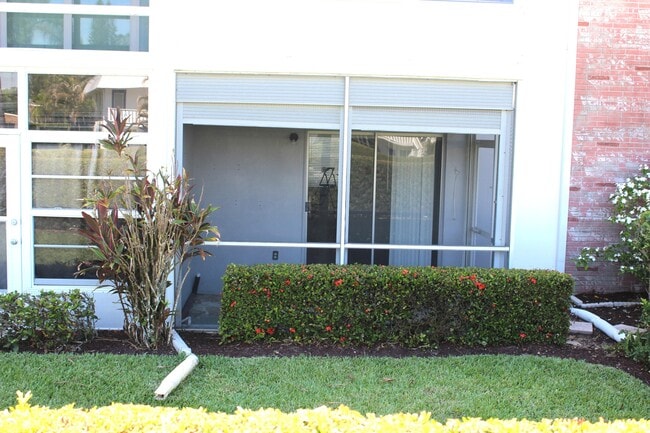 Photo - 2929 SE Ocean Blvd Unit B2