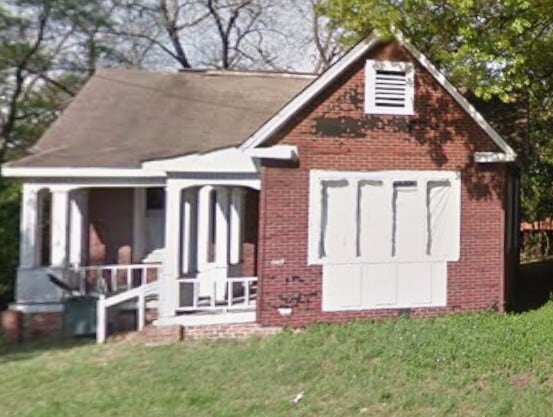 Photo - 1145 Pio Nono Ave