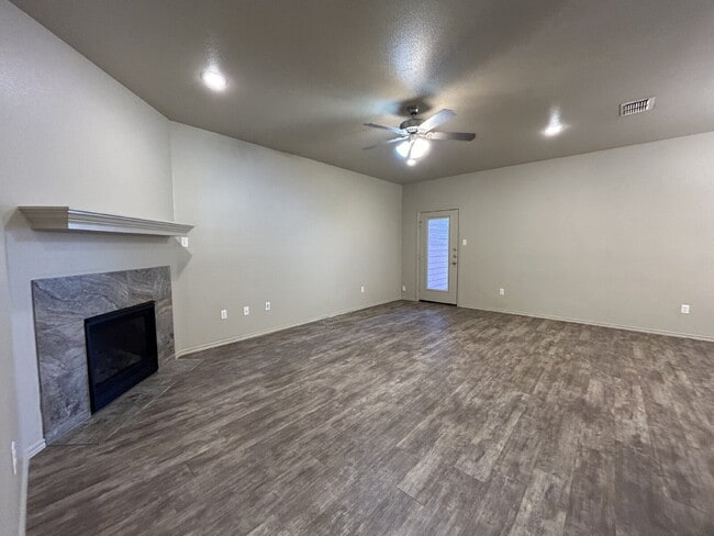 Photo - Beautiful Townhome Located Near Texas Tech...