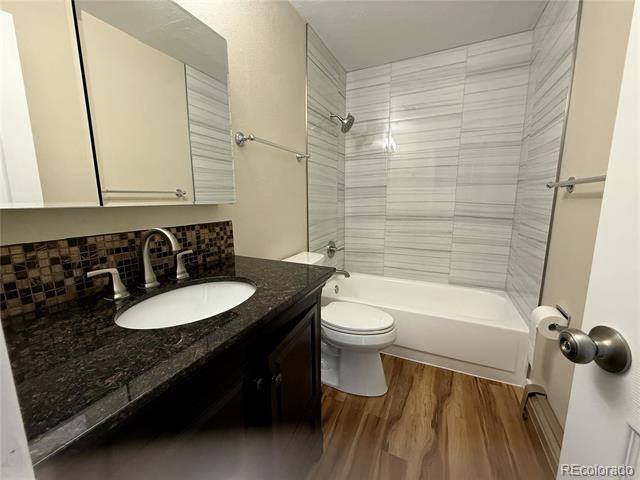 Photo - 1129 Darby St Unit D