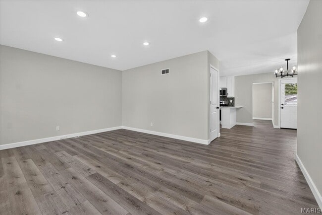 328 Danworth Ct