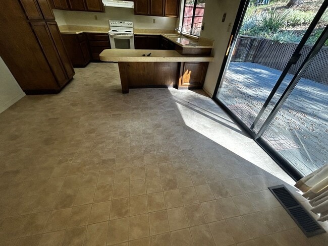 Photo - Lake of the Pines 3/2