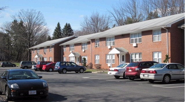 Building Photo - 1539 Allen St Unit Country Squire Apartments