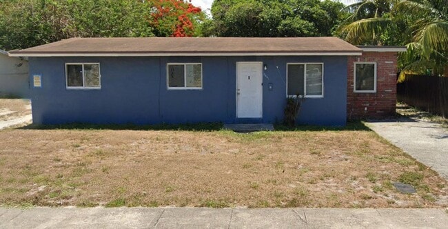 Photo - Large 5-2 with 2 car garage