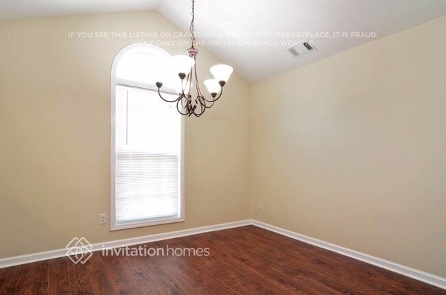 Photo - 124 Meadow Ct