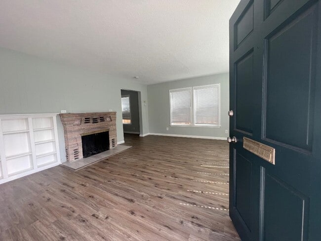 Photo - 3618 Chestnut St